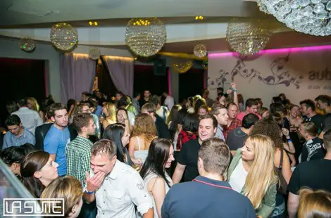 aubrey-club-photos-1 (22)