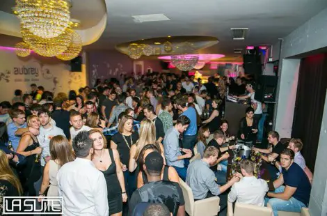 aubrey-club-photos-1 (7)